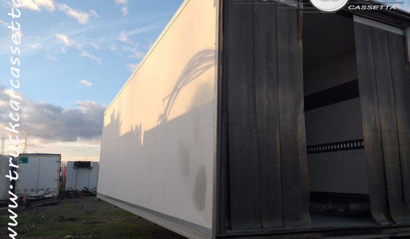 22° FURGONE ISOTERMICO CON GRUPPO FRIGO – CARRIER SUPRA 950 – SILENT completo