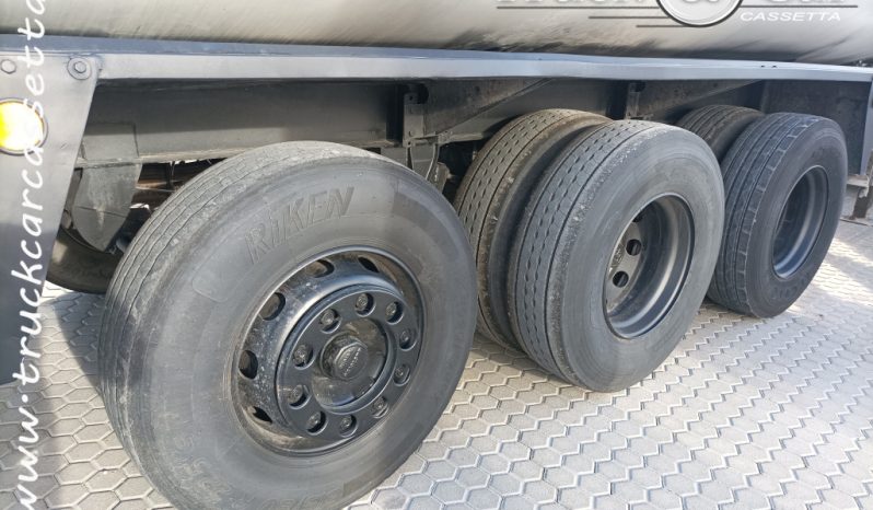 RIF.1066 SEMIRIMORCHIO ACERBI 15L2 – 1988 – CISTERNA – 39.000 L – TRASPORTO OLII ESAUSTI, CARBURANTE… completo