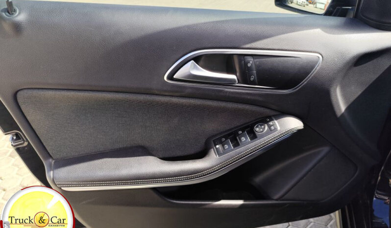 MERCEDES CLASSE A 160 D AUTOMATIC PREMIUM- 2017 – AUTOVETTURA – EURO 6 completo