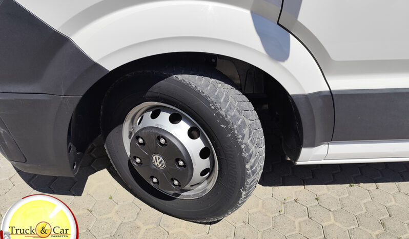 VOLKSWAGEN CRAFTER – 2020 – CASSONE FISSO CON GRU FASSI F32.A – EURO 6 completo