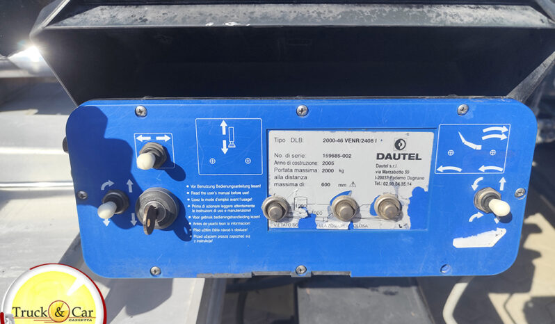 RIF.1380 IVECO EUROCARGO 180 E 30 – 2012 – TELAIO PORTA CONTAINERS CON SPONDA RETRATTILE DAUTEL DA 20 Q.LI – EURO 5 completo