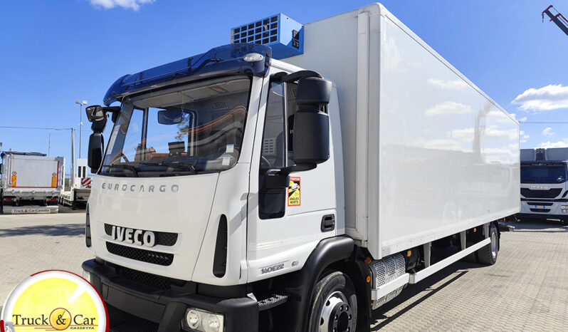 RIF.1397 IVECO EUROCARGO 140 E 22 – 2015 – FURGONE ISOTERMICO CON FRIGO E SPONDA RETRATTILE DHOLLANDIA DA 15 Q.LI – EURO 6 completo