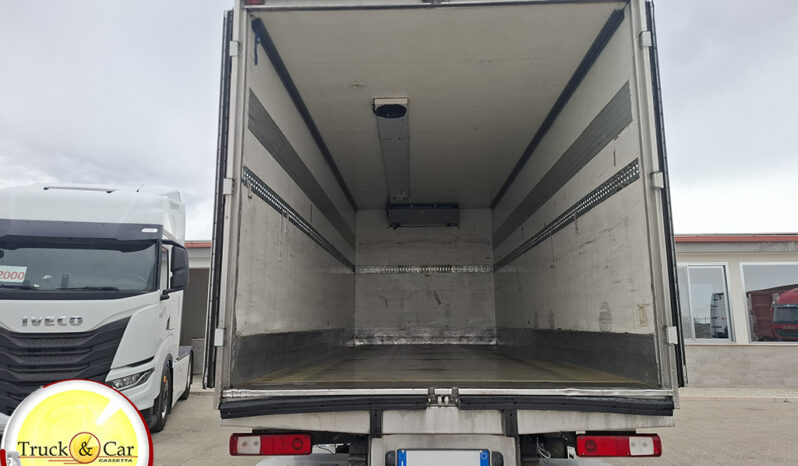 RIF.1398 RENAULT D WIDE 18 – 2017 – FURGONE ISOTERMICO CON FRIGO ATP FRC 04/2029 – SPONDA RETRATTILE ANTEO DA 22 Q.LI – EURO 6 completo